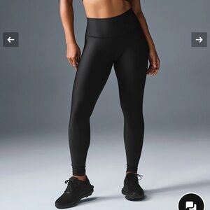 Alo Yoga 7/8 High-Waist Airlift Legging Size XS